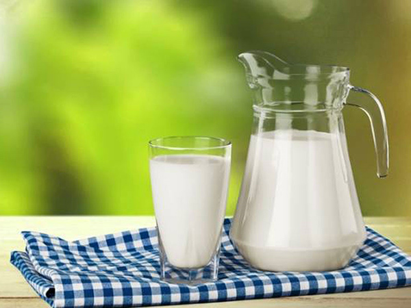 Bí quyết chọn sữa không lo tăng cân dành cho trẻ béo phì