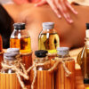 Tinh dầu massage giúp giảm ma sát và dưỡng chất ngấm sâu hơn
